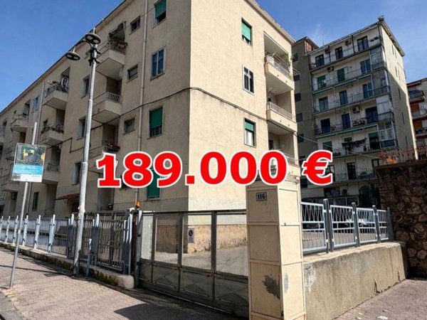 appartamento in vendita a Salerno in zona Brignano / Piezzo
