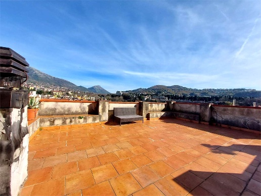 appartamento in vendita a Salerno in zona Matierno