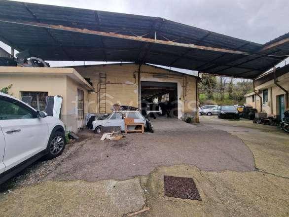 casa indipendente in vendita a Salerno in zona Mercatello