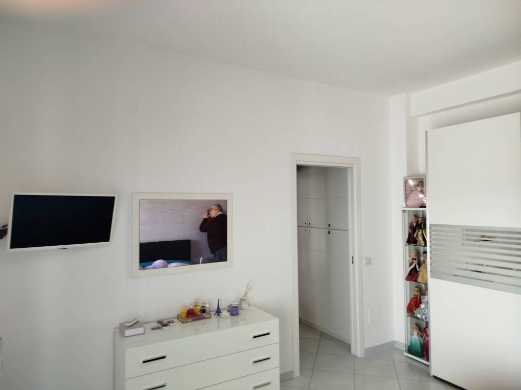 appartamento in vendita a Salerno in zona Pastena