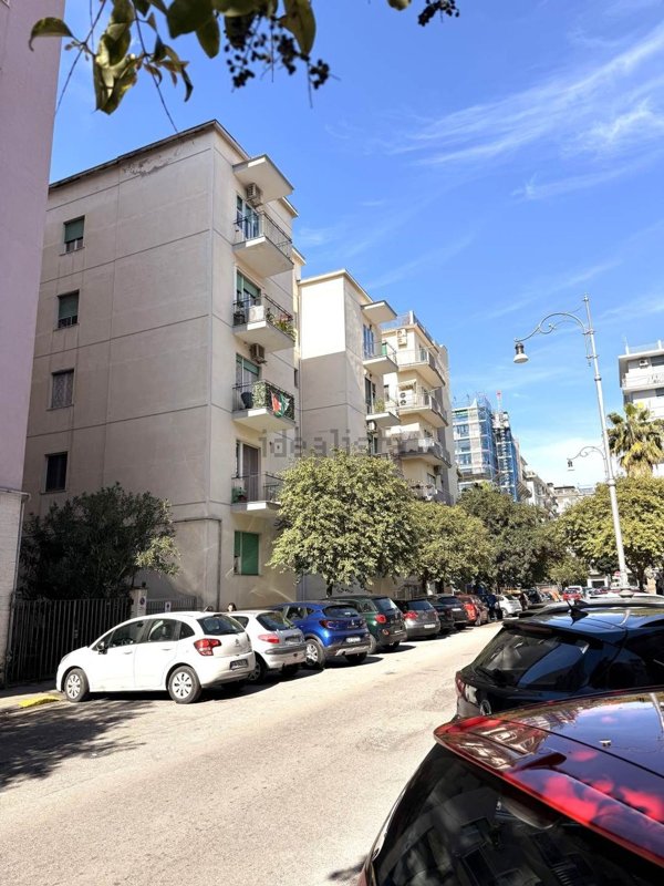 appartamento in vendita a Salerno in zona Pastena