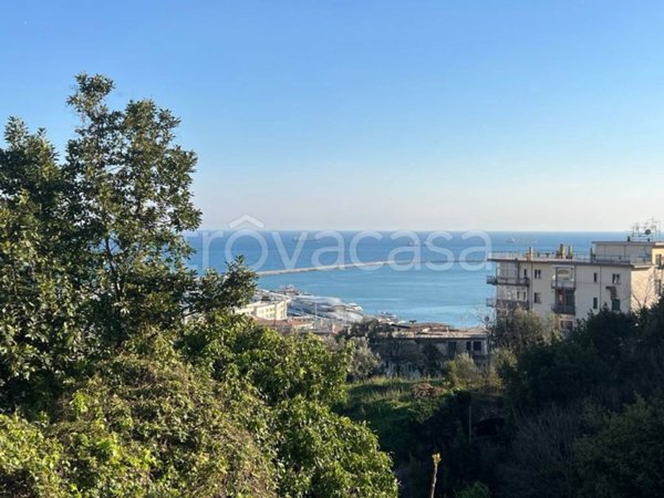 appartamento in vendita a Salerno in zona Centro Città