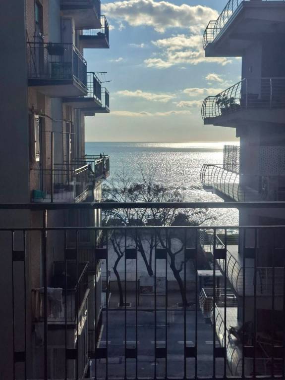 appartamento in vendita a Salerno in zona Pastena