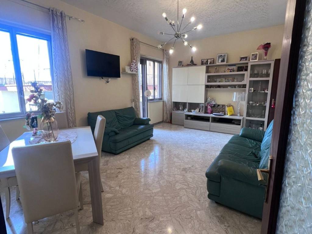 appartamento in vendita a Salerno in zona Centro Città