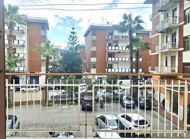 appartamento in vendita a Salerno in zona Pastena