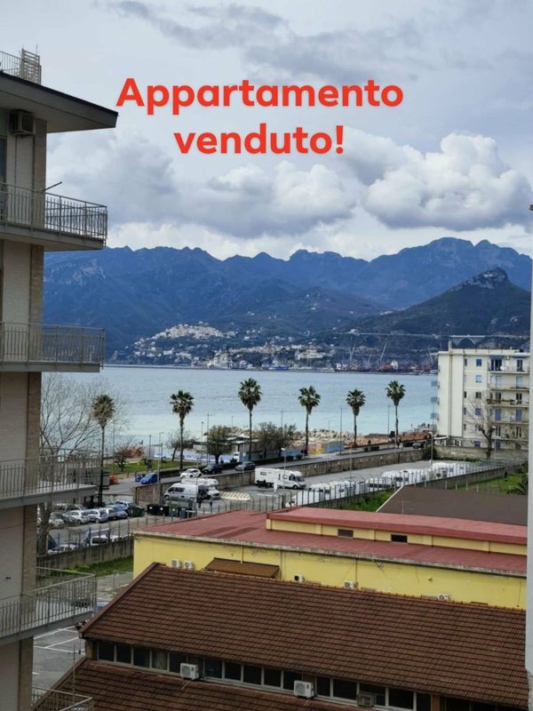 appartamento in vendita a Salerno in zona Torrione