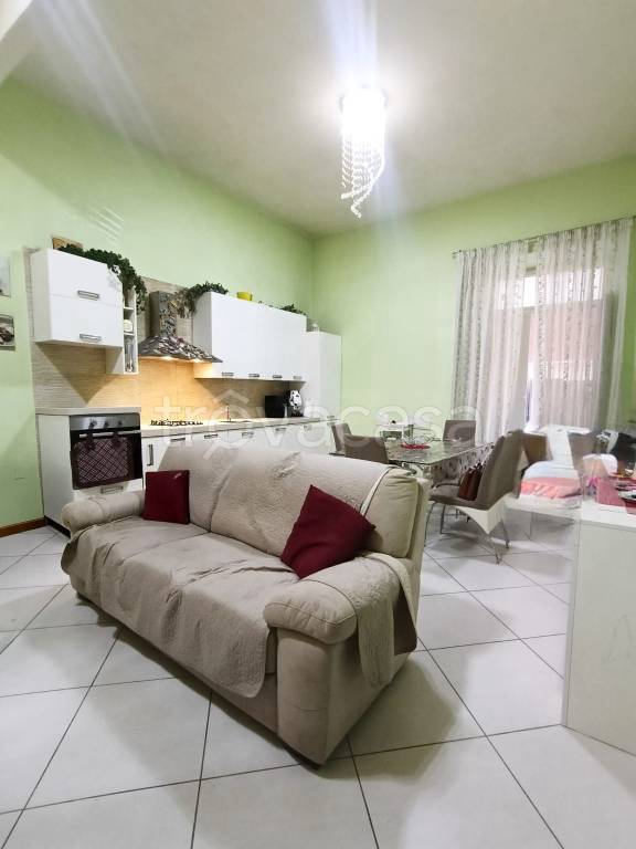 appartamento in vendita a Salerno in zona Centro Città