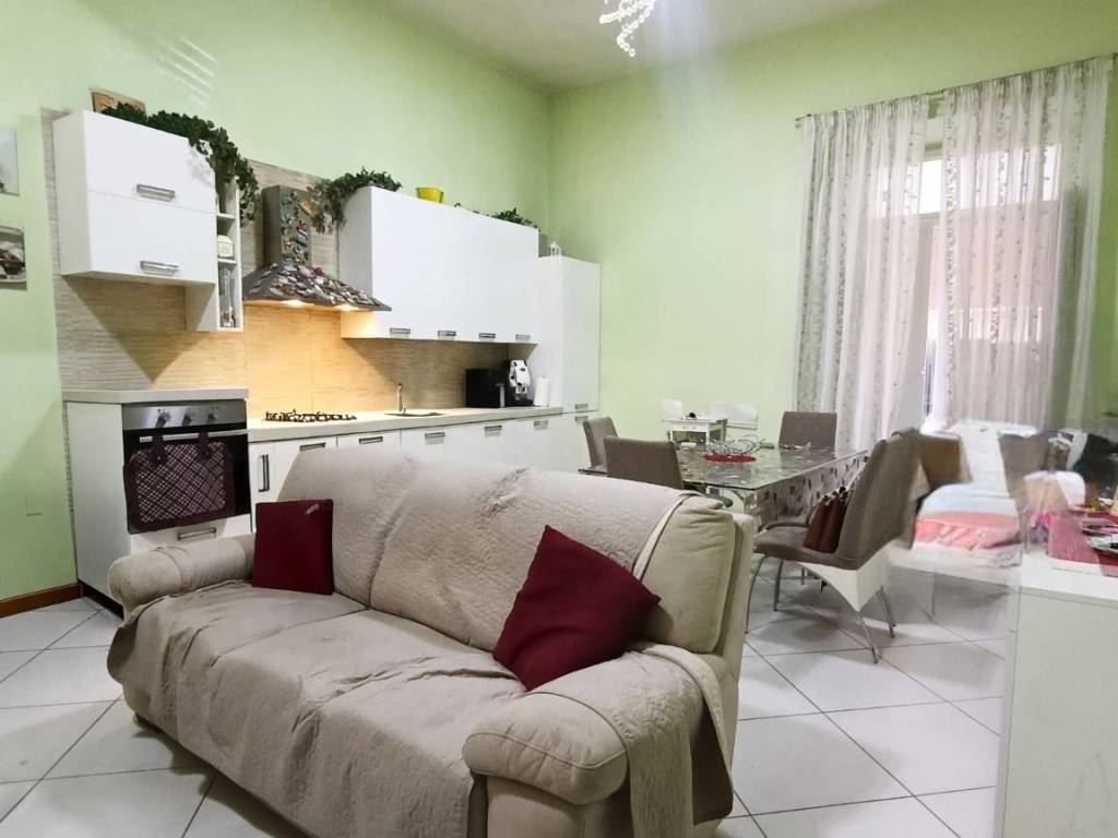 appartamento in vendita a Salerno in zona Centro Città