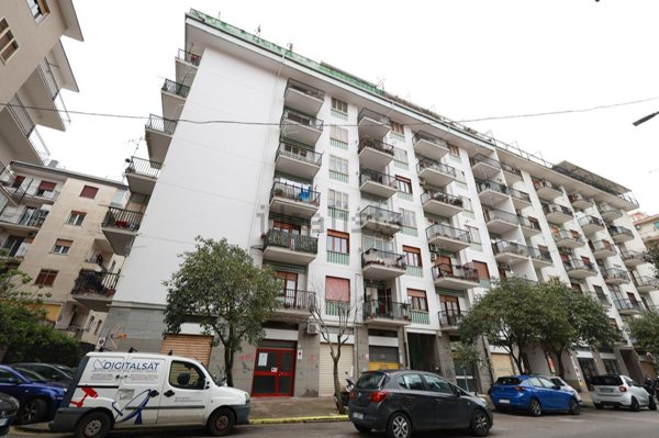 appartamento in vendita a Salerno in zona Torrione