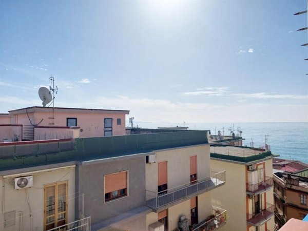 appartamento in vendita a Salerno in zona Pastena