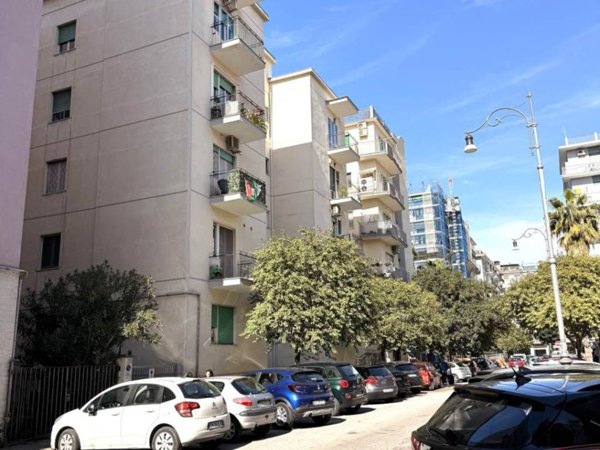 appartamento in vendita a Salerno in zona Pastena