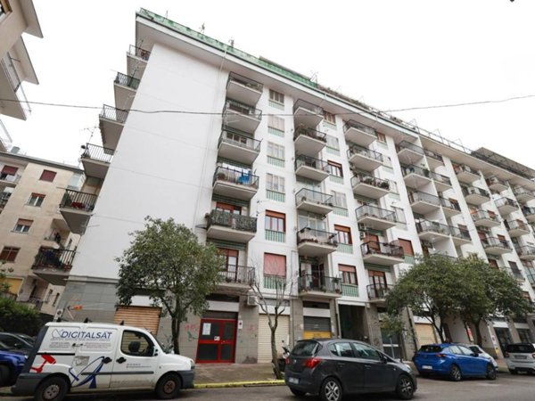 appartamento in vendita a Salerno in zona Torrione