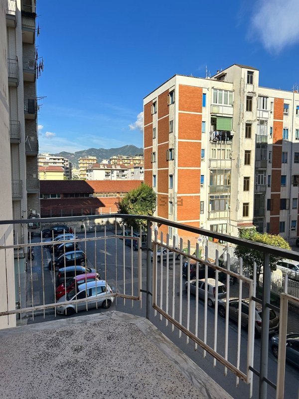 appartamento in vendita a Salerno in zona Torrione