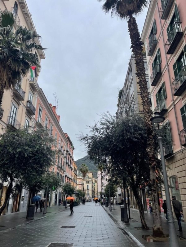 appartamento in vendita a Salerno in zona Centro Città