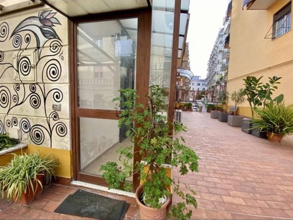 appartamento in vendita a Salerno in zona Centro Città