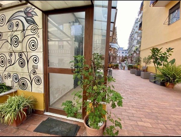 appartamento in vendita a Salerno in zona Centro Città