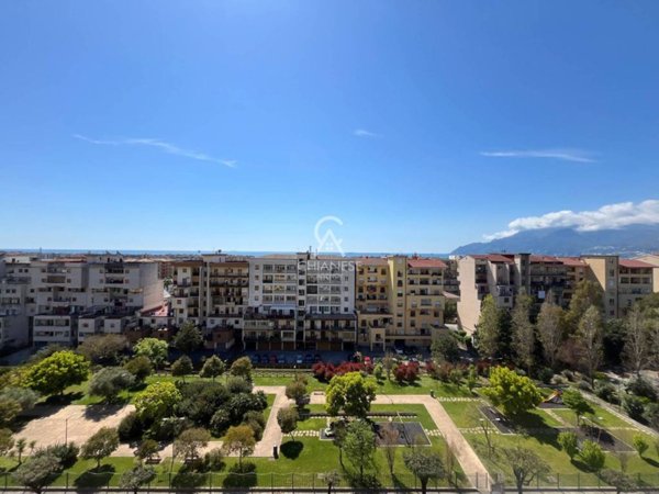 appartamento in vendita a Salerno in zona Pastena