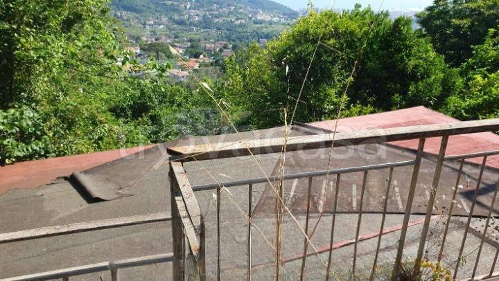 appartamento in vendita a Salerno in zona Mercatello