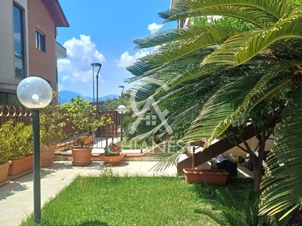 appartamento in vendita a Salerno in zona Centro Città