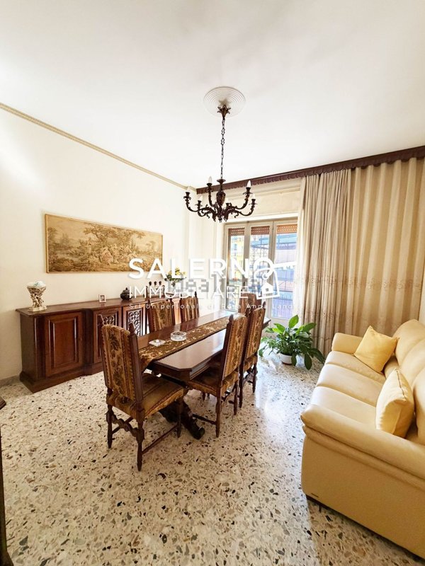 appartamento in vendita a Salerno in zona Pastena