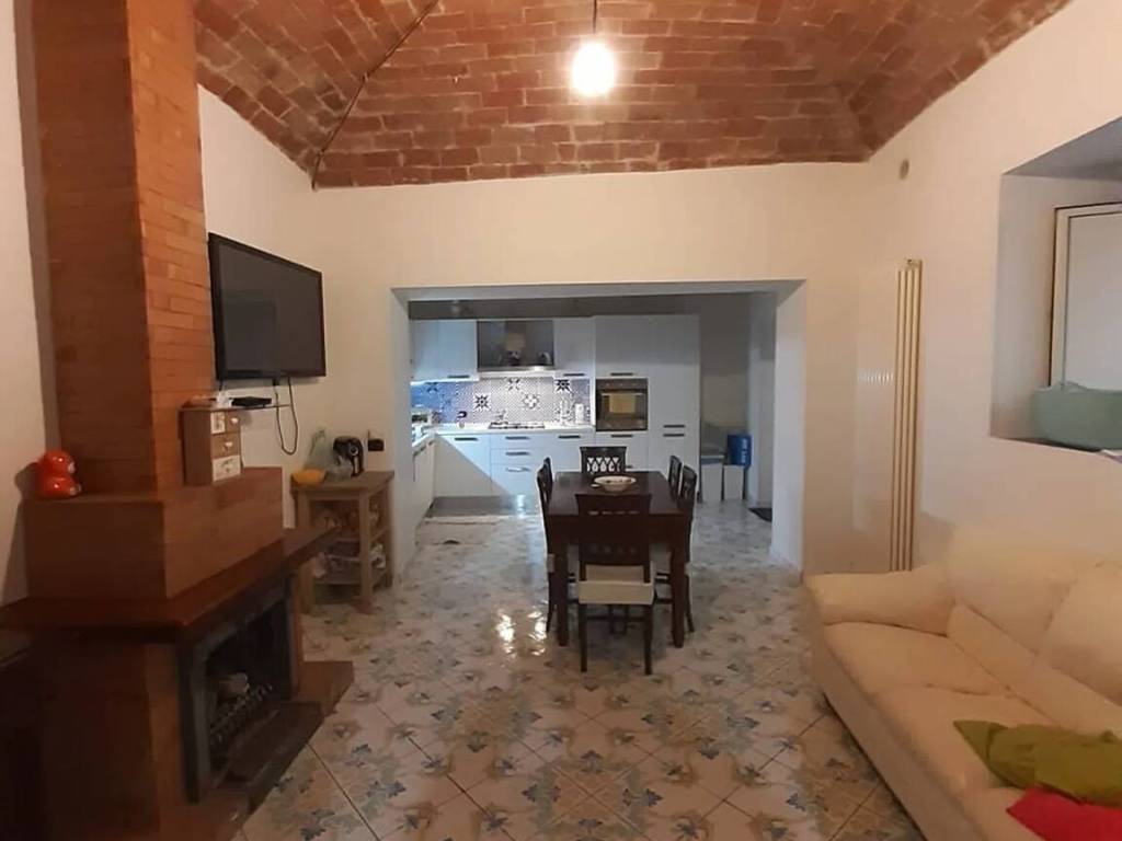 appartamento in vendita a Salerno in zona Centro Città