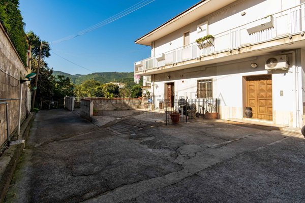appartamento in vendita a Salerno in zona Matierno