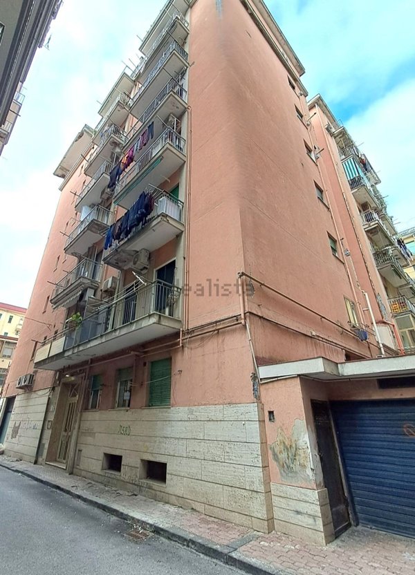 appartamento in vendita a Salerno in zona Mercatello