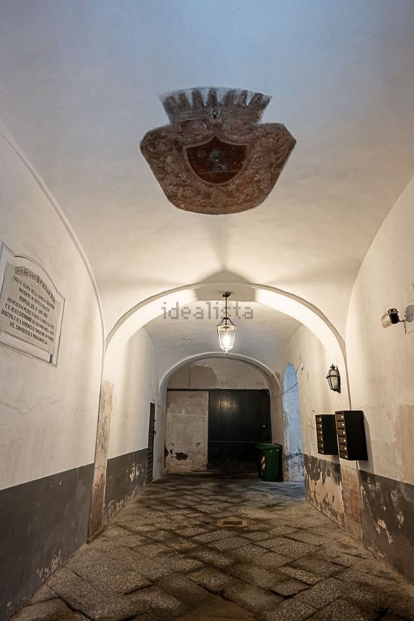 appartamento in vendita a Salerno in zona Centro Città