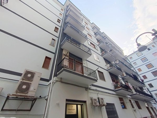 appartamento in vendita a Salerno in zona Pastena