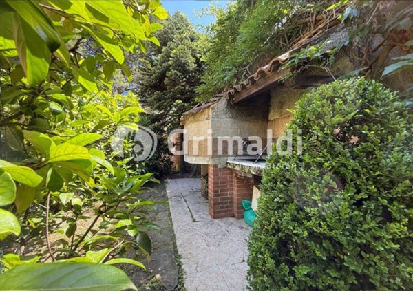 appartamento in vendita a Salerno in zona Brignano / Piezzo