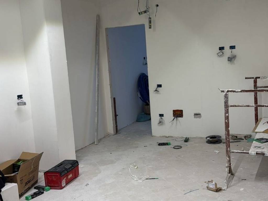 appartamento in vendita a Salerno in zona Pastena