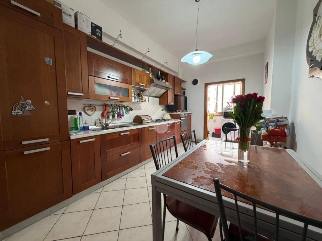 appartamento in vendita a Salerno in zona Pastena