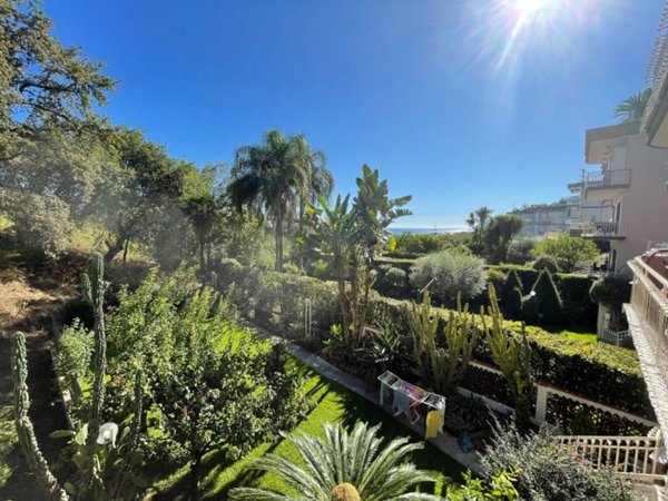 appartamento in vendita a Salerno in zona Torrione