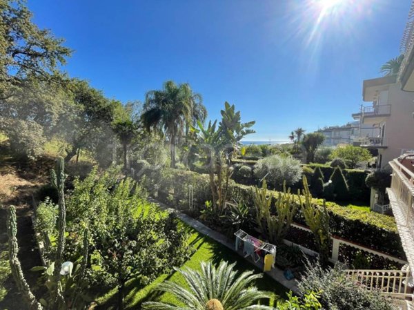 appartamento in vendita a Salerno in zona Sala Abbagnano