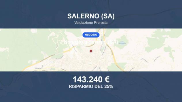 negozio in vendita a Salerno in zona Centro Città