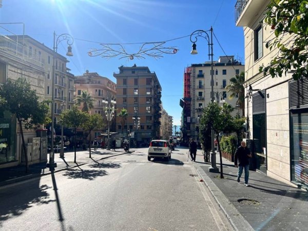 appartamento in vendita a Salerno in zona Centro Città