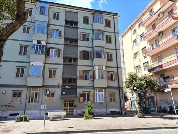 appartamento in vendita a Salerno in zona Centro Città