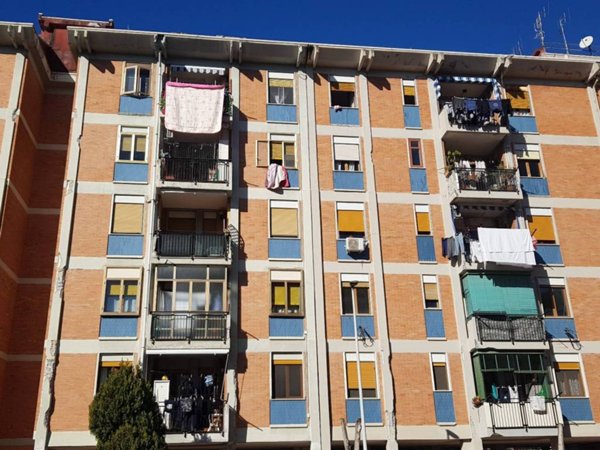 appartamento in vendita a Salerno in zona Pastena