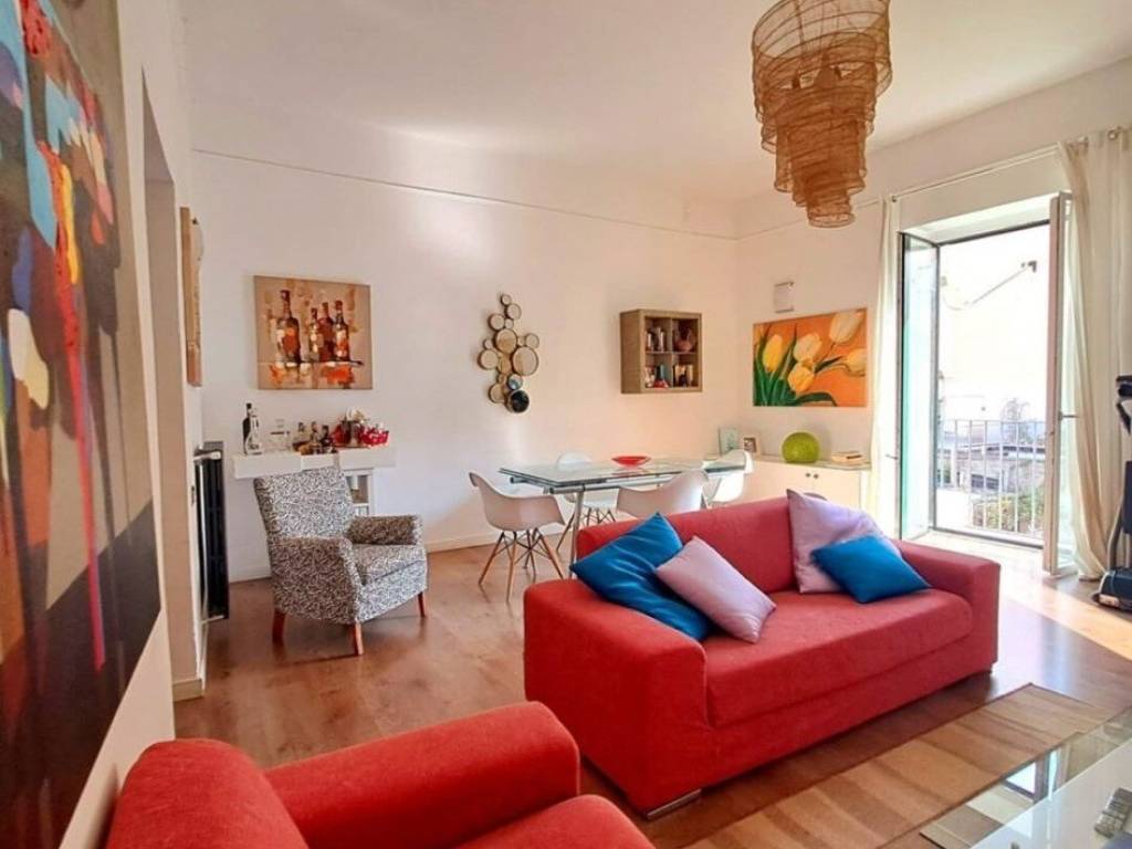 appartamento in vendita a Salerno in zona Centro Città