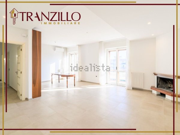 appartamento in vendita a Salerno in zona Mercatello