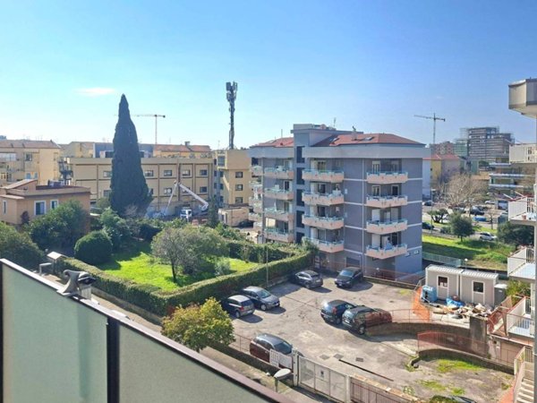 appartamento in vendita a Salerno in zona Pastena