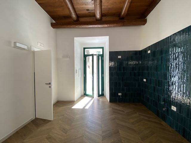appartamento in vendita a Salerno in zona Centro Città