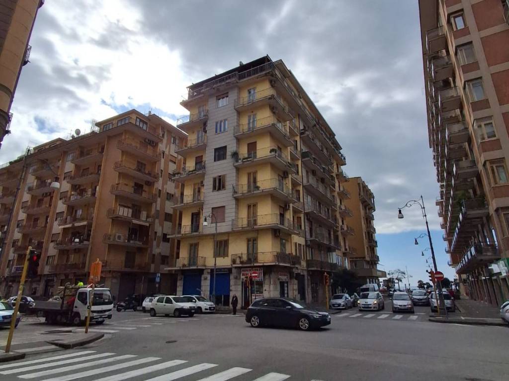 appartamento in vendita a Salerno in zona Centro Città