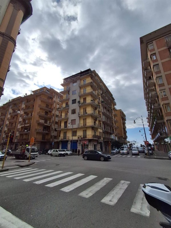 appartamento in vendita a Salerno in zona Centro Città