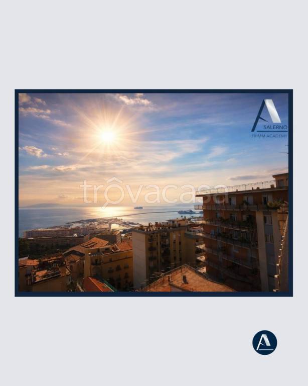 appartamento in vendita a Salerno in zona Centro Città