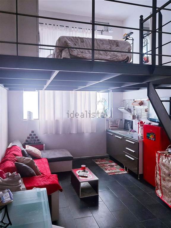 appartamento in vendita a Salerno in zona Centro Città