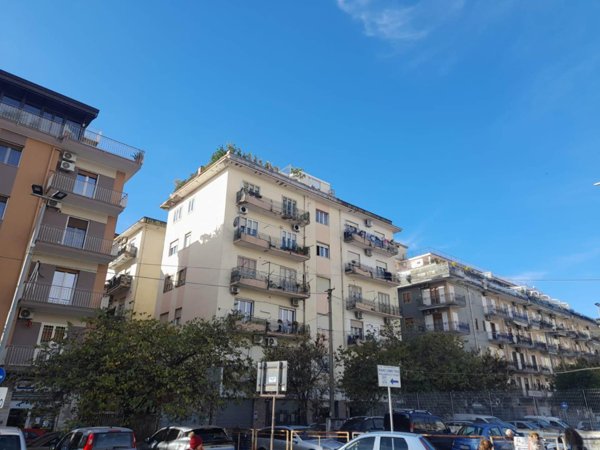 appartamento in vendita a Salerno in zona Torrione