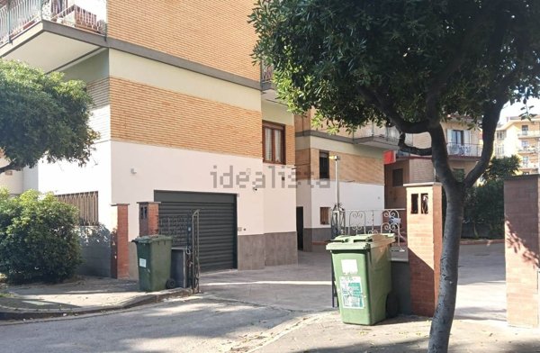 appartamento in vendita a Salerno in zona Centro Città