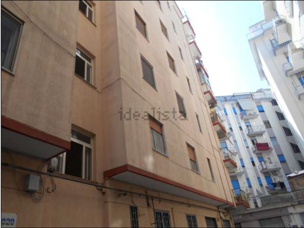 appartamento in vendita a Salerno in zona Pastena