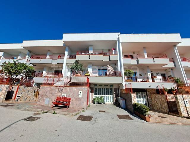 casa indipendente in vendita a Salerno in zona San Leonardo
